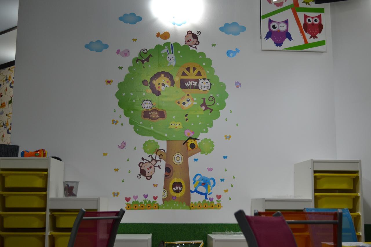 Drumu Carului Hotel Hillden Lodge&Restaurant מראה חיצוני תמונה