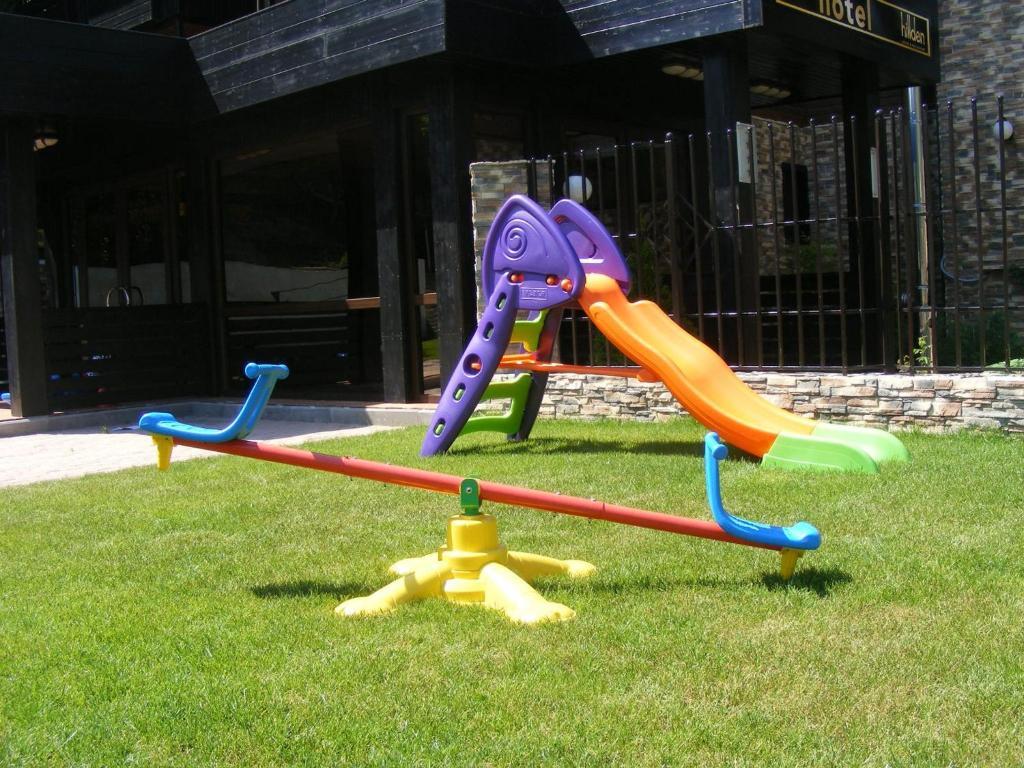 Drumu Carului Hotel Hillden Lodge&Restaurant מראה חיצוני תמונה