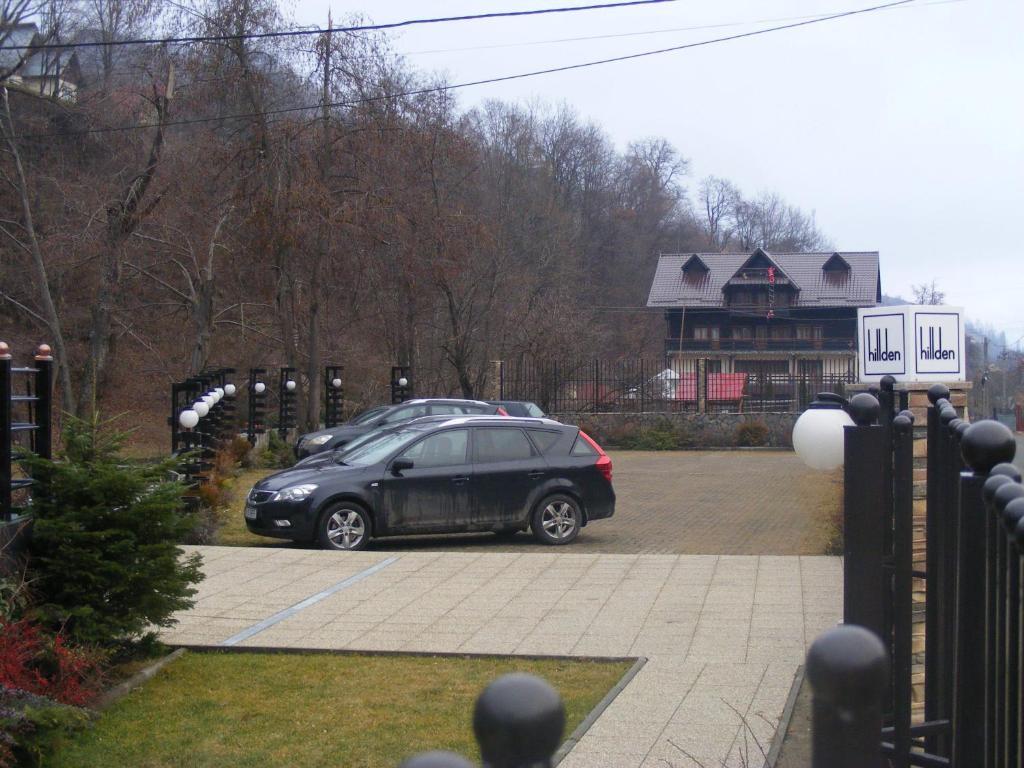 Drumu Carului Hotel Hillden Lodge&Restaurant מראה חיצוני תמונה